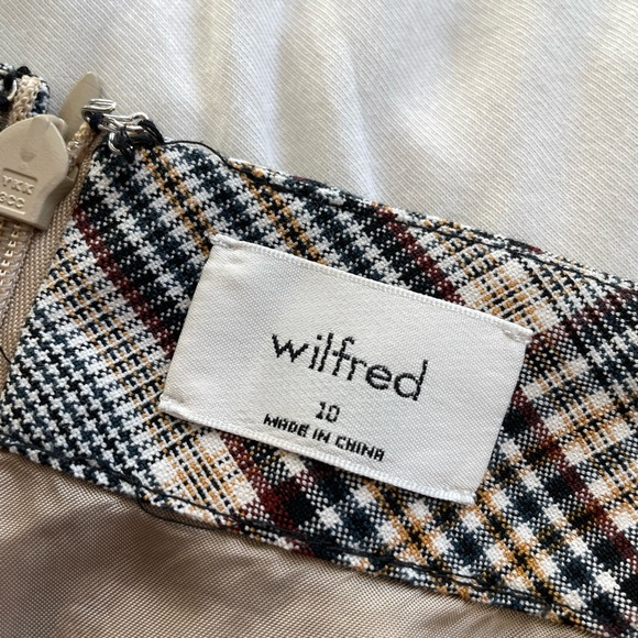 ARITZIA Skirt - Picture 4 of 6